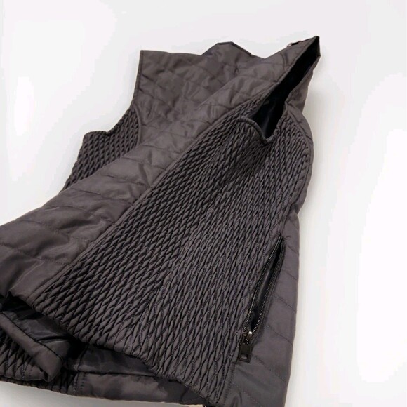 Christopher CJ Banks Solid Smocked Vest Sz Small Gray Stylish Comfy Cozy School - Picture 3 of 10